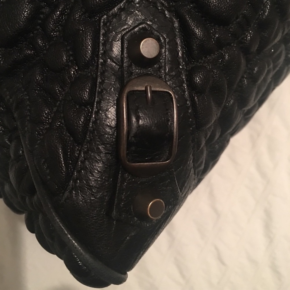 ⭐️ (1/2 price for 2+⭐️ items!) Authentic Balenciaga  Matelasse City Velo - Picture 3 of 8